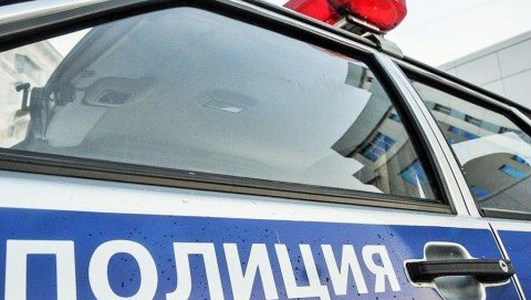 Полицейские Миасса задержали подозреваемого в краже табачных изделий со склада магазина